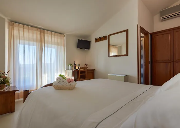 Casanova - Wellness Center La Grotta Etrusca