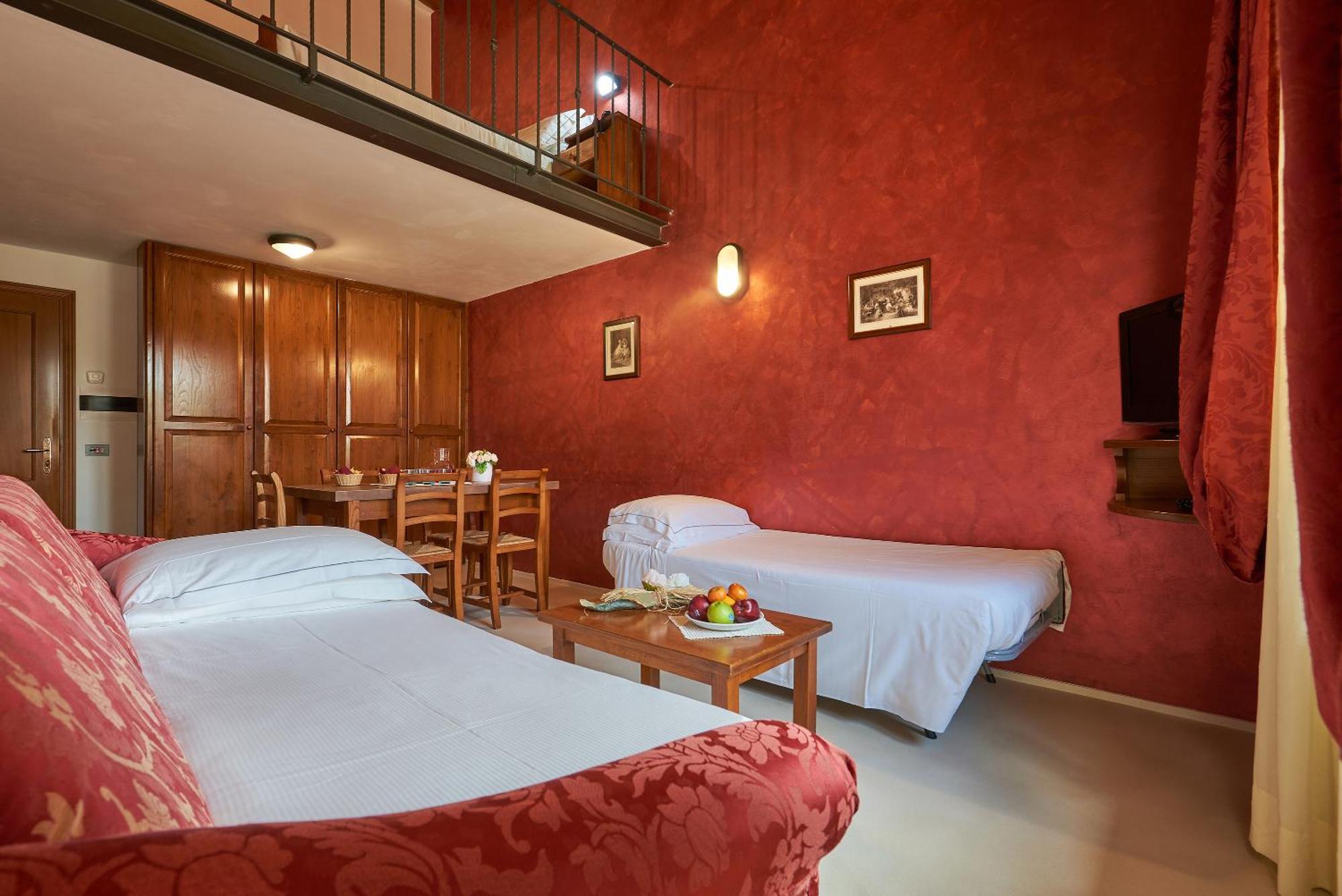 Casanova - Wellness Center La Grotta Etrusca San Quirico dʼOrcia