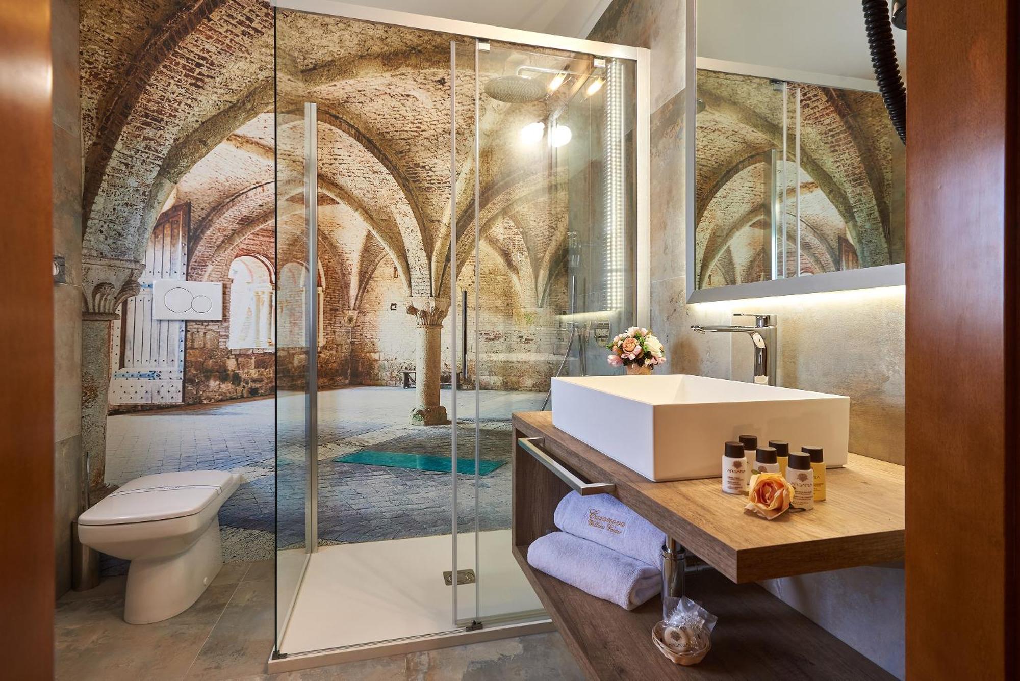 Hotel Casanova - Wellness Center La Grotta Etrusca 3*