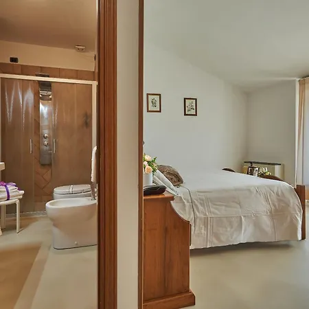 Casanova - Wellness Center La Grotta Etrusca Hotel San Quirico d'Orcia Exterior photo
