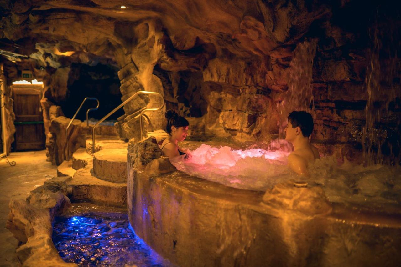 Casanova - Wellness Center La Grotta Etrusca 3*